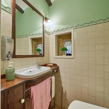 Historic Haven By Fidalsa *