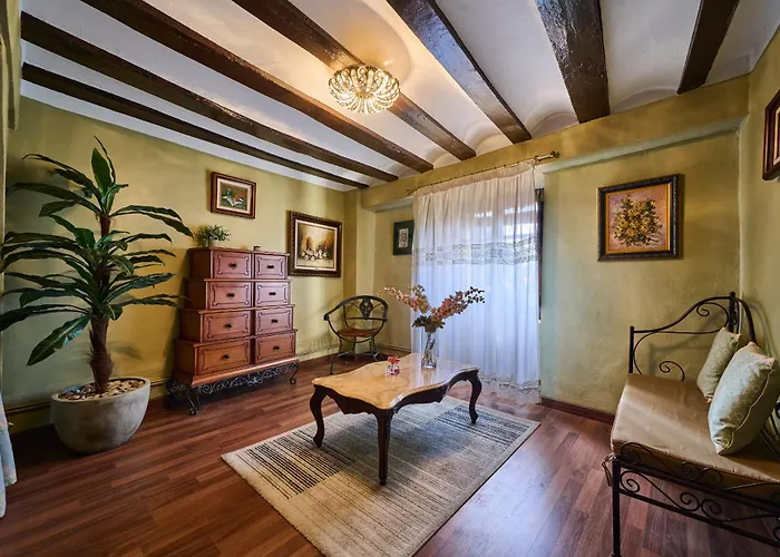 别墅 Historic Haven By Fidalsa