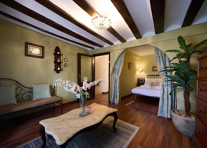 Historic Haven By Fidalsa 拉瓦斯蒂达